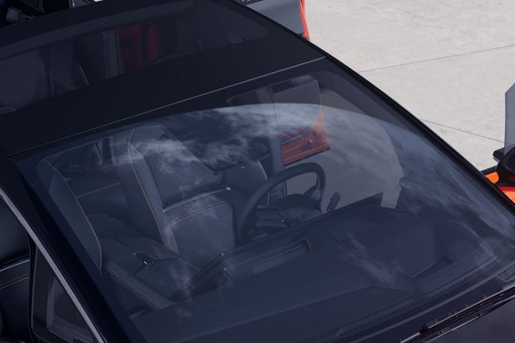 Human Horizon chưa tiết lộ thông số kỹ thuật của HiPhi X, nhưng hãng cho biết xe sẽ có hai lựa chọn dẫn động cầu sau và dẫn động bốn bánh toàn thời gian, ở cấu hình mạnh nhất, HiPhi X có thể tăng tốc 0 - 100 km/h chỉ trong 3,9 giây.