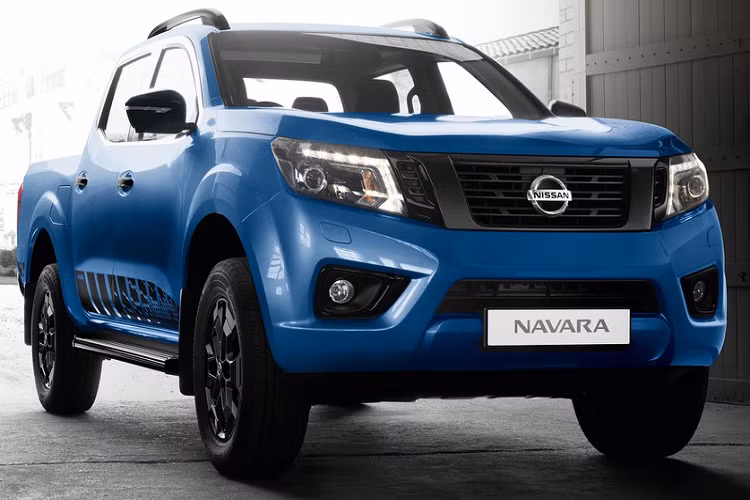 Lớp sơn lót trên bán tải Navara N-Guard 2020 được cải tiến giúp hấp thụ chấn động và âm thanh bên ngoài tốt hơn, ngoài ra Nissan cũng chia sẻ lớp sơn lót mới này có khả năng chống chịu thời tiết cao hơn nhiều lớp sơn cũ.