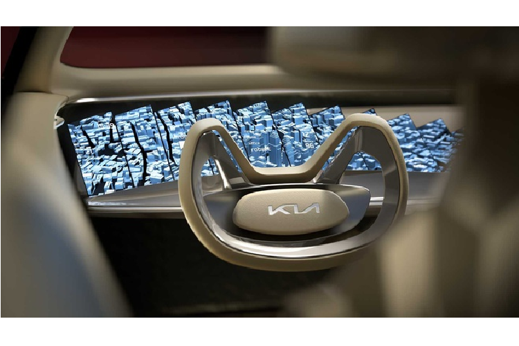 Nếu thông tin này chính xác, mẫu xe điện mới của Kia sẽ không giống bất cứ crossover nào của hãng hiện nay. Phần đuôi xe kéo dài, mui xe vuốt cong cùng lưới tản nhiệt hình mũi hổ cách điệu. Biến thể hiệu suất cao được trang bị thêm body kit thể thao, la-zăng độc đáo và nhiều chi tiết trang trí sặc sỡ.