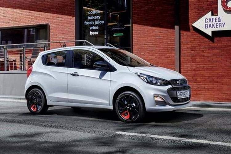 10. Chevrolet Spark 2021 giá rẻ (giá khởi điểm: 13.400 USD)