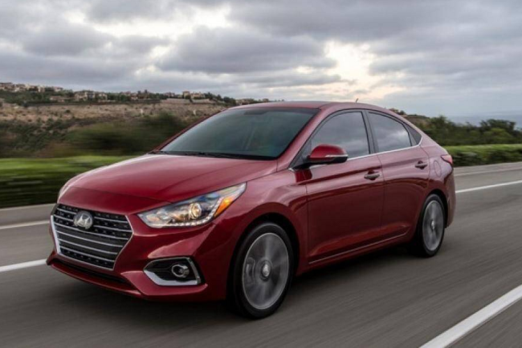 2. Hyundai Accent 2020 (giá khởi điểm: 15.295 USD). Đây được xem là mẫu xe Hàn giá rẻ được nhiều thị trường ưa chuộng, trong đó có Việt Nam.