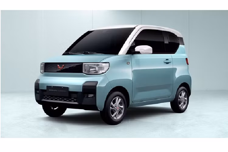 Nhà sản xuất ôtô Trung Quốc cho biết “kích cỡ nhỏ gọn và chiều dài cơ sở ngắn của xe mang lại nhiều lợi thế cho việc đỗ và quay đầu xe tại các thành phố có mật độ giao thông cao.” Bên cạnh đó, động cơ điện cũng đảm bảo rằng mẫu xe mới của Wuling không gây ô nhiễm môi trường.