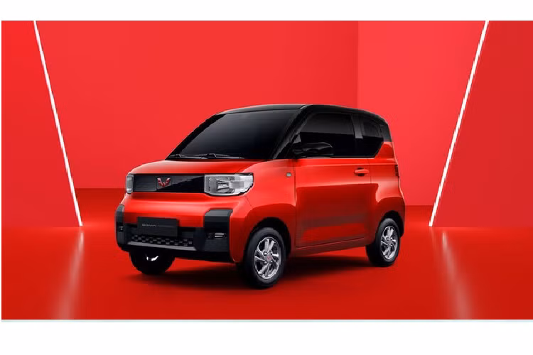 Theo China Car News, mẫu xe điện của Wuling có chiều dài khoảng 2,9 mét, lớn hơn nhiều so với Smart EQ ForTwo (2,68 mét). Tuy nhiên, mẫu xe Trung Quốc chỉ có công suất khoảng 27 mã lực, thua xa Smart.