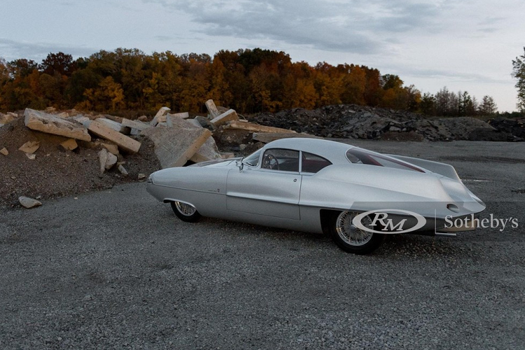 Bộ ba mẫu xe concept độc đáo này dự tính sẽ được đấu giá từ 14 – 20 triệu USD (tương đương 324 – 463 tỷ đồng), dựa theo tính toán của RM Sotheby’s.