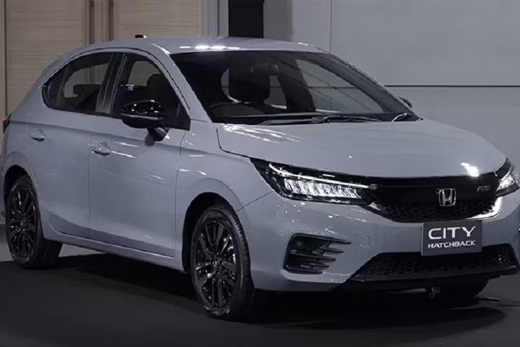 Tại Thái Lan, phiên giá xe Honda City Hatchback 2021 phiên bản 1.0 turbo bán ra từ 599,000 - 749,000 baht (tương đương 450 – 575 triệu đồng với 3 phiên bản S+, SV và RS.