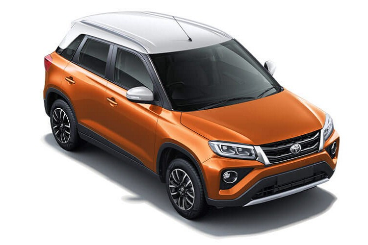 Tại thị trường Ấn Độ, mẫu SUV cỡ B mới của Toyota được chia thành tổng cộng 6 bản trang bị. Giá xe Toyota Urban Cruiser 2020 dao động từ 840.000 - 1.130.000 Rupee (khoảng 263 - 354 triệu đồng). Urban Cruiser trên thực tế không phải là mẫu xe Toyota đầu tiên được ra đời dựa trên xe Suzuki. Trước mẫu SUV cỡ B này, đã có mẫu hatchback cỡ nhỏ Toyota Glanza được phát triển dựa trên Suzuki Baleno.