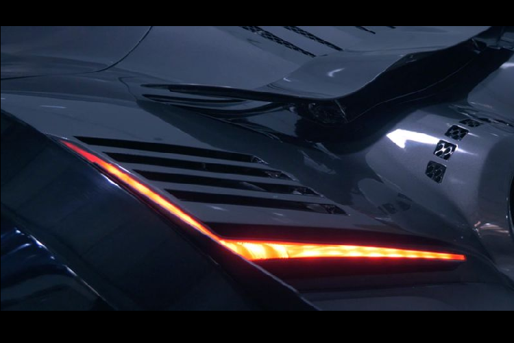 Devel Sixteen được kỳ vọng sẽ vượt qua nhiều đối thủ đình đám và tên tuổi trong giới hypercar như Bugatti Chiron Sport, Lamborghini Sian...