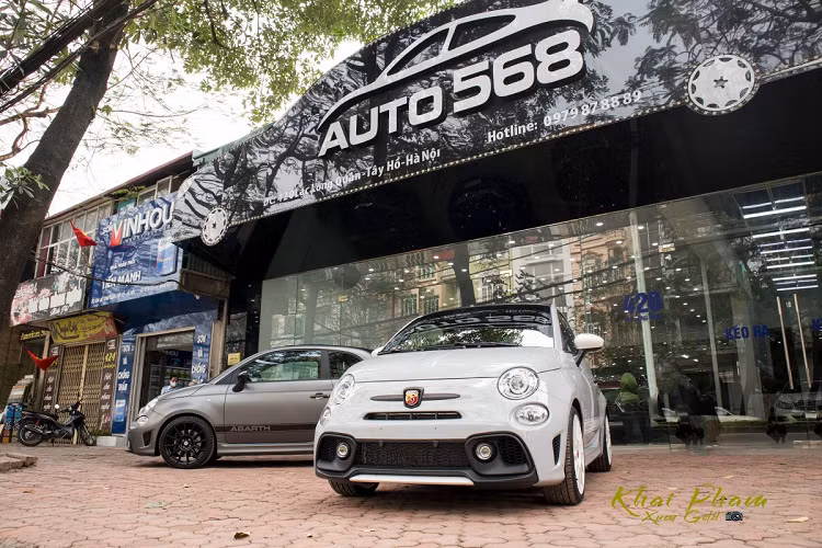 Theo đó, mới đây đại lý tư nhân Auto 568 đã nhập khẩu bộ đôi xe cỡ nhỏ Fiat 500 595 Abarth Esseesse 2020, đây là phiên bản kỷ niệm 70 năm thành lập thương hiệu Abarth – 1 chi nhánh xe độ của dòng Fiat 500 đã được hãng xe đến từ Ý mua lại.