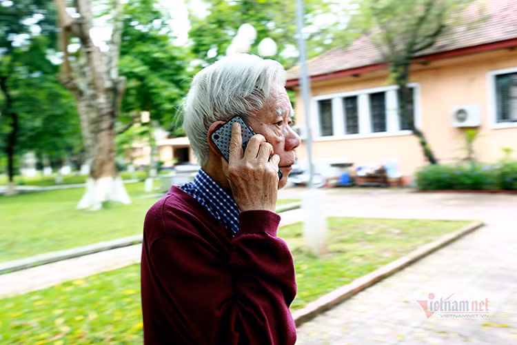 Tang le nguyen Pho truong Ban To chuc Trung uong Nguyen Dinh Huong