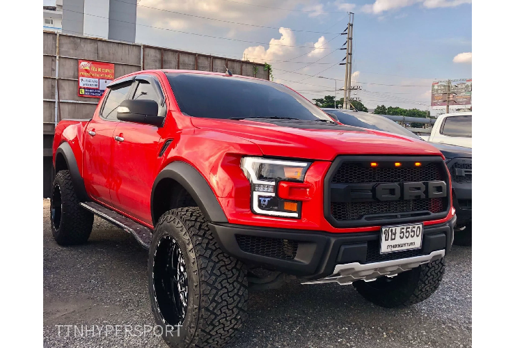 Ford Ranger và Everets độ theo phong cách F-150 Raptor chắc chắn sẽ đáp ứng được thị hiếu của nhiều khách hàng Việt, những người đang sử dụng xe SUV và bán tải thương hiệu Mỹ.