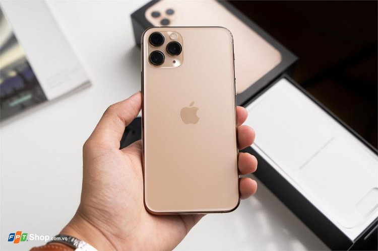 iPhone 11 Pro Max co gi xuat sac 