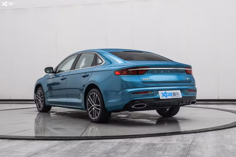 Hiện tại, giá xe Geely Xing Rui 2.0 Turbo là 137.700 nhân dân tệ (tương đương 473 triệu đồng).