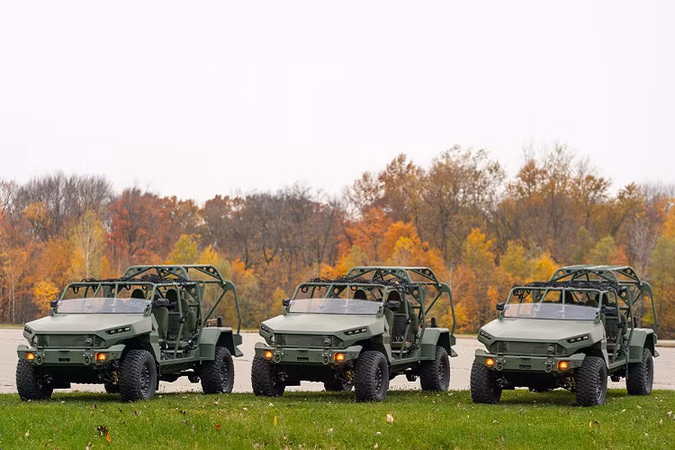 Chủ tịch GM Quốc phòng - Tim Herrick cho biết: "GM Defense chịu trách nhiệm thiết kế, kỹ thuật và sản xuất ISV. Cơ sở này cho phép chúng tôi đáp ứng lịch trình giao hàng, trong khi tiếp tục hành trình mang công nghệ thương mại và các giải pháp di chuyển đa dạng vào thị trường quốc phòng".