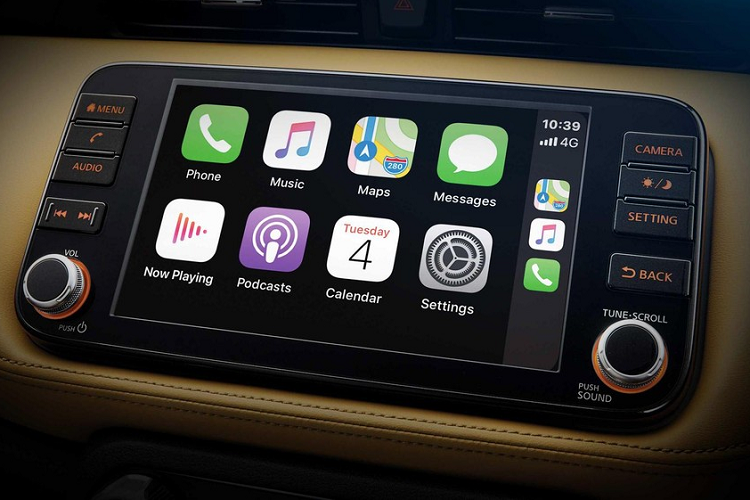 Thêm vào đó là những tính năng an toàn chủ động và hỗ trợ người lái nằm trong gói Nissan Intelligent Mobility, bao gồm kiểm soát hành trình, cảnh báo phương tiện cắt ngang khi lùi, camera 360 độ, phanh khẩn cấp tự động, kiểm soát lái thông minh, phát hiện vật thể di động, cảnh báo va chạm phía trước, cảnh báo mất tập trung cho người lái, camera lùi kỹ thuật số và cảnh báo điểm mù