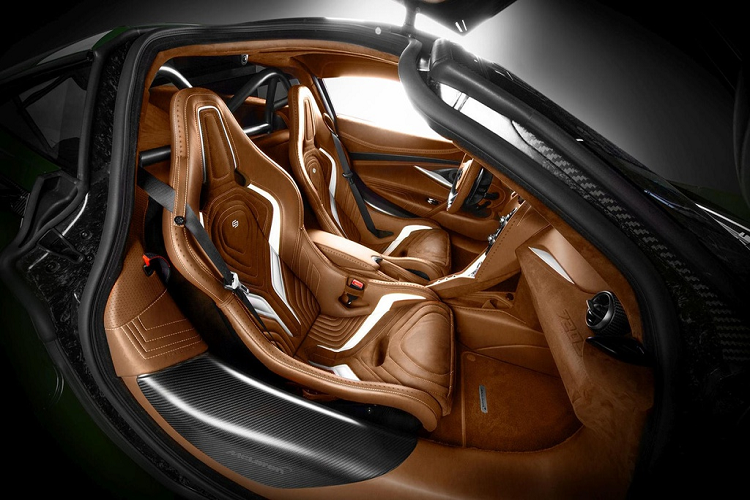 Trong khi đó, McLaren 720S nguyên bản có giá từ 299.000 USD. Khách hàng sẽ phải chi ra 375.000 USD để sở hữu bản độ McLaren 720S sang trọng của Carlex Design.