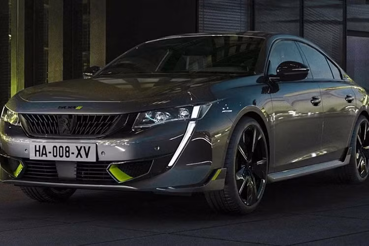Tại triển lãm Ô tô Geneva 2019, hãng Peugeot đã chính thức vén màn mẫu xe concept hoàn toàn mới mang tên 508 Sport Engineered. Đến nay, phiên bản thương mại của mẫu xe concept này chính thức trình làng dưới cái tên Peugeot 508 PSE 2021 mới. 508 PSE là sản phẩm của bộ phận Sport Engineered (PSE) do hãng Peugeot mới thành lập. Sở hữu 2 kiểu dáng là sedan và wagon, 508 PSE 2021 chính là mẫu xe thương mại mạnh nhất hiện nay của Peugeot.