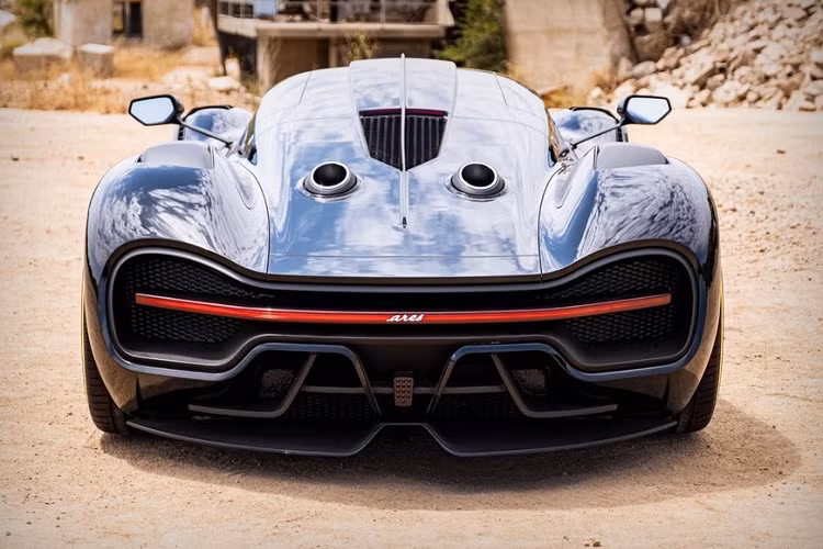 “Chúng tôi không phải là một công ty xe mà cần phát triển thêm công nghệ nếu như vốn có thể mua luôn loại tốt hơn và có sẵn trên thị trường,” Bahad nói. “Bạn lấy một thứ gì đó và đơn giản là làm việc như một bác sĩ phẫu thuật thẩm mỹ, tiến hành thay đổi mọi thứ mà bạn có thể chạm vào và nhìn thấy - mục tiêu của chúng tôi là không ai có thể biết đó là một chiếc C8 nằm bên dưới."