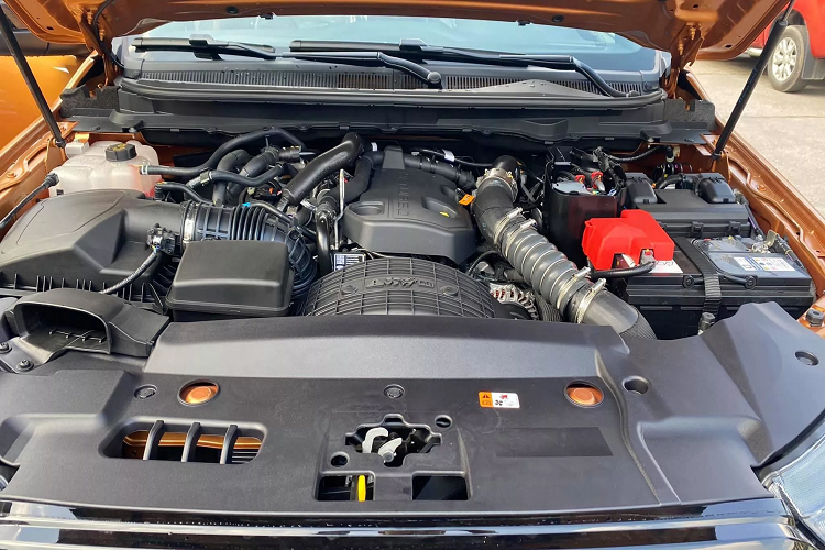 Hiện nhiều người dùng đang quan tâm, liệu Ford Việt Nam sẽ áp dụng chính sách bảo hành động cơ và hộp số với thời gian 10 năm hoặc 150.000 km cho dòng động cơ diesel tăng áp kép 2.0 lít tăng áp kép lắp trên Ranger và Ranger Raptor hay không?