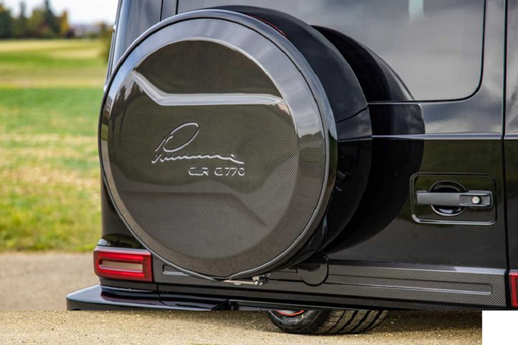 Cuối cùng, làm tròn bản độ là hệ thống ống xả hiệu suất cao cho G63, gồm hai bộ giảm thanh được điều khiển bằng cánh đảo gió để đưa khí đến ba cửa xả mỗi bên hông.