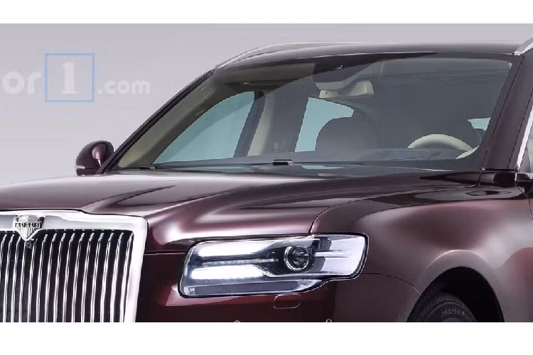 Với những bức ảnh chụp trộm ấy, đội ngũ Motor1 đã phác thảo đồ họa “sương sương” về chiếc SUV hạng sang Aurus Komendant. Đúng như dự đoán, mẫu xe trông rất giống 1 chiếc Cullinan, ngoại trừ biểu tượng Spirit of Ecstasy trên nắp capo. Tuy nhiên, mặt sau của chiếc xe vẫn chưa xuất hiện vào thời điểm này. Các chi tiết cản hay ốp ngoại thất xung quanh xe cũng dự kiến thay đổi trên phiên bản hoàn chỉnh.