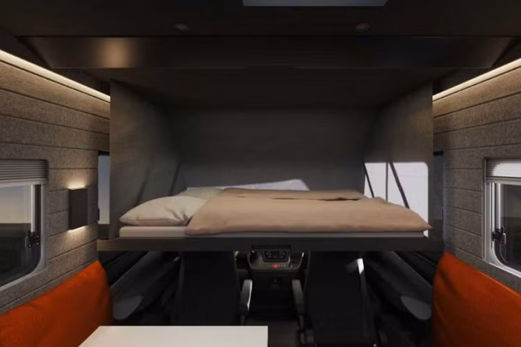 Đối với phương diện giá cả, giá xe motorhome iSmove của Niesmann + Bischoff có mức khởi điểm 90.870 euro (tương đương 2,48 tỷ đồng).