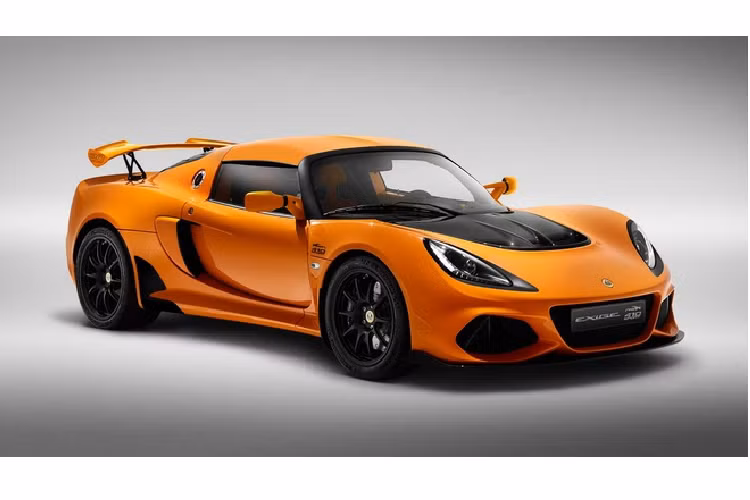  Siêu xe Exige Sport 410 20th Anniversary Edition thêm 3 màu hoài cổ gồm Chrome Orange, Laser Blue, và Calypso Red, cùng các màu có sẵn trước đây như Saffron Yellow, Motorsport Black, và Arctic Silver.