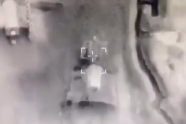 Quân đội Azerbaijan sau đó cho biết họ đã sử dụng UAV cảm tử để tiêu diệt hệ thống S-300, một trong những vũ khí phòng không hiện đại nhất thế giới hiện nay.