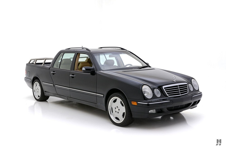 Ban đầu, chiếc Mercedes-Benz E-Class bán tải được đại lý tại Atlanta dùng làm xe quảng bá. Sau đó, chiếc xe được bán cho một chủ nhân sống tại bang California. Hiện giá xe bán tải Mercedes-Benz E-Class bán tải đang được rao bán lên đến 69.500 USD (khoảng 1,63 tỷ đồng).