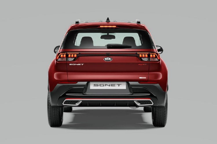 Phần đầu xe nổi bật với lưới tản nhiệt mũi hổ đặc trưng của Kia, đèn pha LED bóng bẩy, và dải đèn LED chiếu sáng ban ngày có tạo hình giống như nhịp tim. Vẻ ngoài trẻ trung của Sonet còn được xác định bởi thiết kế và kết cấu cột C độc đáo, cửa kính hậu bo tròn, cụm đèn hậu LED cũng có kiểu dáng giống như nhịp tim, và bộ mâm xe hợp kim 16 inch cắt pha lê.