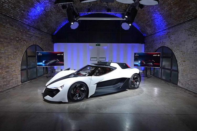 Nhìn chung, Apex đang rất nghiêm túc với tham vọng của mình, và những gì họ đang cho thấy là rất triển vọng. Phiên bản sản xuất thương mại của AP-0 sẽ được chào bán chính thức vào nửa cuối 2022, giá xe Apex AP-0 mới khoảng 150.000 bảng Anh (4,27 tỷ đồng).