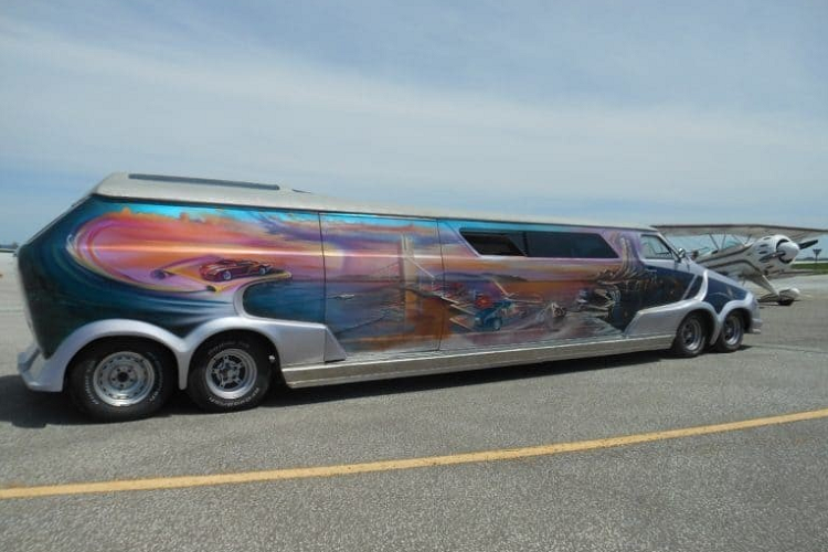 Tự hào và gắn kết với tạo hóa của mình và giá xe Cosmic Cruiser chưa được tiết lộ, nhưng Ivan cho biết rằng ông ấy sẽ không bán nó cho một ai khác, ít nhất là cho tới lúc ông ấy chấp nhận dưỡng già và không thể lái xe nữa.