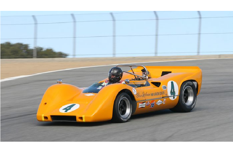 Ở phiên bản MSO M6A, McLaren Elva mui trần sở hữu phối màu ngoại thất Anniversary Orange được cung cấp bởi MSO làm chủ đạo, kèm với đó là logo số 4, số được Bruce McLaren sử dụng trong quá khứ và đường kẻ sọc màu xám (Dove Grey) chạy ngang thân xe. Chữ ký cuae Bruce McLaren được xuất hiện trong màu xanh dương.