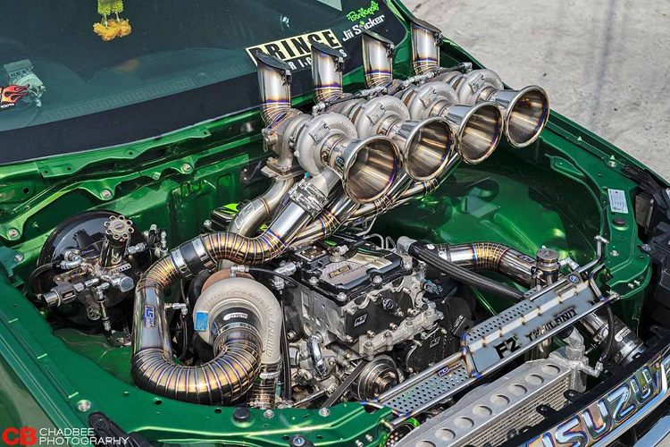 Nghĩa là giờ đây, số turbo của Isuzu D-Max nhiều hơn cả số xy lanh của máy.