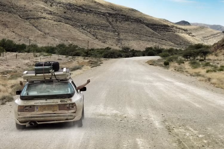 Đến năm 2007, chiếc xe của anh đã cán mốc 320.000 km trên đồng hồ ODO, ở thời điểm bấy giờ anh đã có ý định bán chiếc xe thể thao Porsche 944 của mình. Tuy nhiên, những kỉ niệm với chiếc xe trong những chuyến hành trình đã khiến anh thay đổi ý định và quyết định đồng hành cùng chiếc xe tới tận bây giờ. Anh đã nảy ra một ý tưởng táo bạo về “chuyến đi cuối cùng” cùng chiếc xe đầy kỉ niệm: Chuyến đi để đời tới Cape Town, Nam Phi với tổng quãng đường hơn 21.000 km.