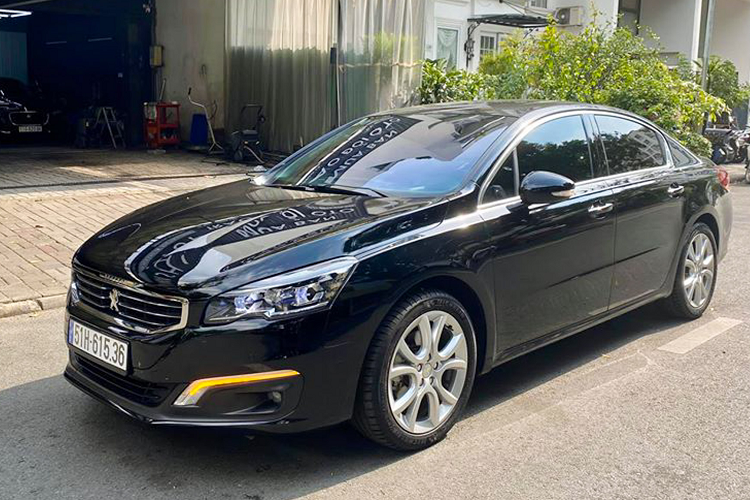 Dòng xe Peugeot 508 nhập khẩu trực tiếp từ châu Âu từng được THACO phân phối tại Việt Nam với mức giá lên đến 1,42 tỷ đồng. Cao hơn nhiều so với các đối thủ Nhật Bản như: Honda Accord, Toyota Camry hay Mazda6 trong phân khúc sedan hạng D cỡ trung.