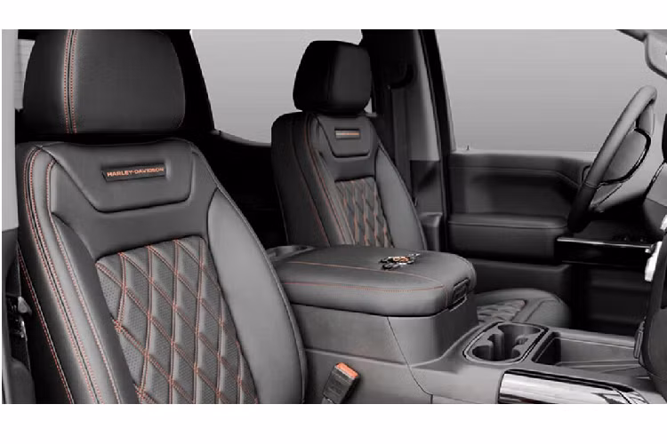 Sẽ chỉ có 250 chiếc GMC Sierra được Tuscany Motor Company phối hợp cùng Harley-Davidson độ lên phiên bản đặc biệt này.