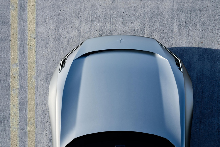 Được biết, hai mẫu ôtô điện vừa ra mắt Tesla Model S Plaid và Lucid Air có khoảng cách di chuyển lần lượt 836 km và 832 km. Mặc dù có khoảng cách di chuyển ngắn hơn, mẫu ôtô điện Porsche Taycan lại là lựa chọn của khách mua xe thích sang chảnh.