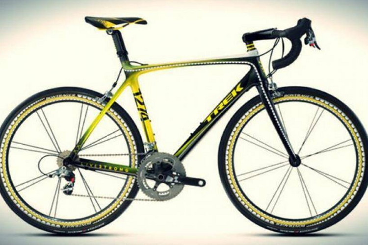 5. Kaws - Trek Madone: Ngoài vẻ đẹp, chiếc xe đạp có giá bán tới 160.000USD (3,7 tỷ đồng) này còn tích hợp một số tính năng về kỹ thuật