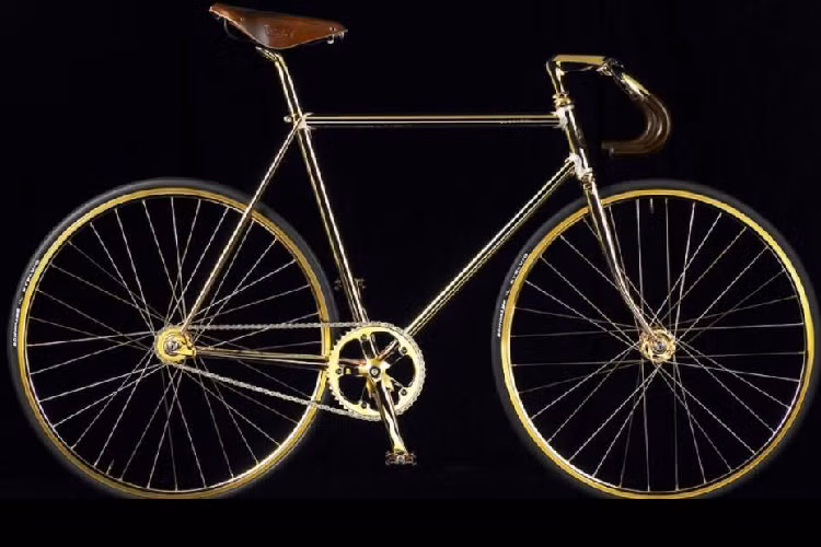 6. Aurumania Gold Crystal Edition: Chiếc xe đạp mạ vàng được sản xuất với số lượng giới hạn, giá bán lên tới 114.000USD (2,6 tỷ đồng)