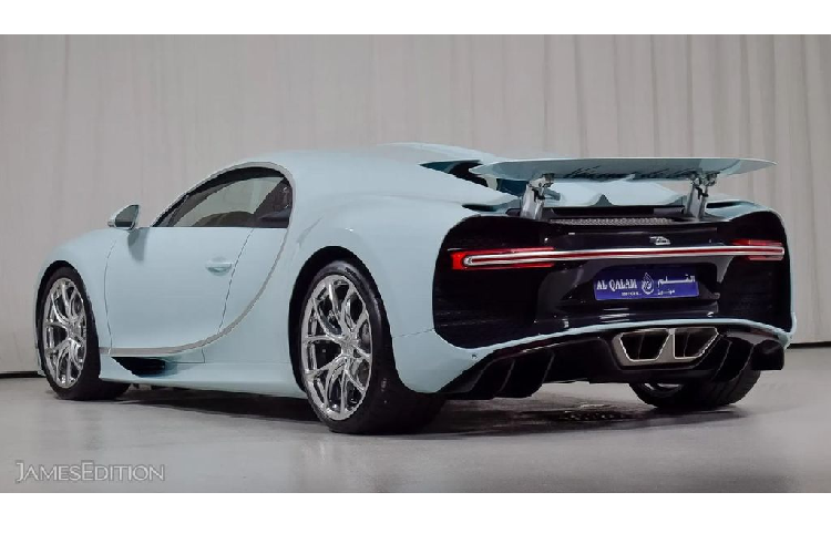 Về giá xe Bugatti Chiron Vanqueur de Coeur có giá “thách cưới” lên tới 3,95 triệu USD (tương đương 91,6 tỷ đồng) – đắt hơn khoảng 1 triệu đô la (23 tỷ đồng) so với phiên bản tiêu chuẩn tại thị trường Mỹ.
