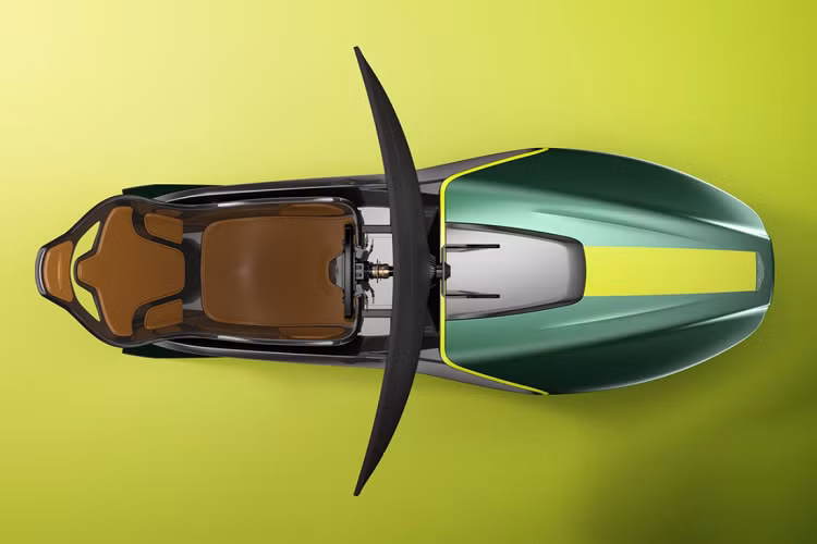 AMR-C01 sử dụng phần mềm giả lập đua xe Assetto Corsa mới nhất. Vị trí ghế lái mô phỏng chính xác tư thế điều khiển siêu xe Aston Martin Valkyrie.