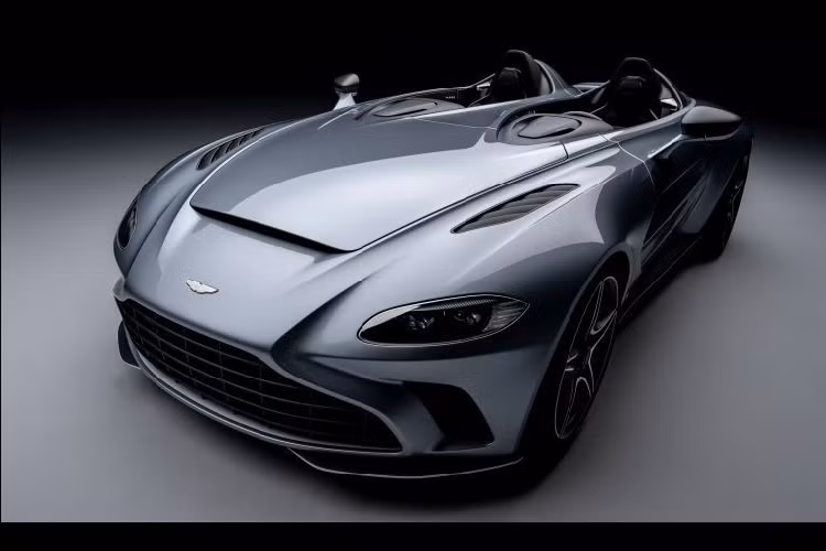 Với việc đại gia Hồng Kông đặt mua 2 trên tổng số 88 chiếc siêu xe Aston Martin V12 Speedster được sản xuất trên toàn thế giới sẽ sớm giúp các đại gia ở đây sở hữu 1 cặp siêu xe 2 chỗ ngồi không mui rất đình đám hiện nay. Chiếc còn lại chính là Ferrari Monza SP2 đến Hương Cảng cách đây không lâu.