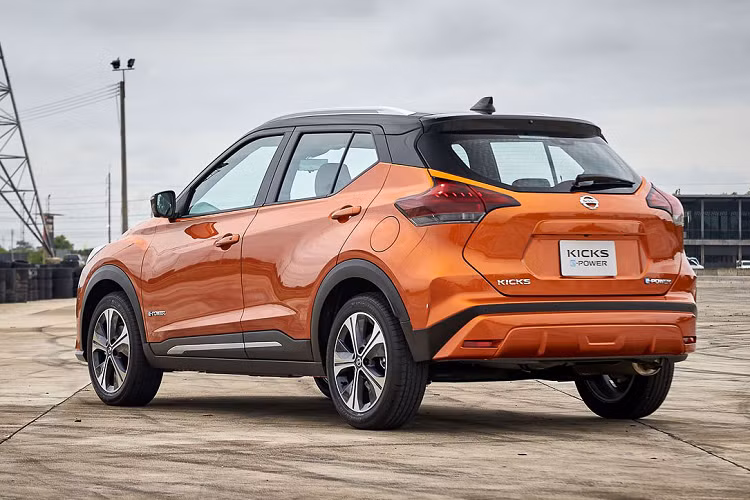 Tại Nhật và Thái Lan, giá xe Nissan Kicks 2021 bán ra từ 600 - 625 triệu đồng. Nhưng điểm đáng giá nhất của phiên bản này chính là ngoại hình hiện đại cùng động cơ thân thiện với môi trường E-Power mới.