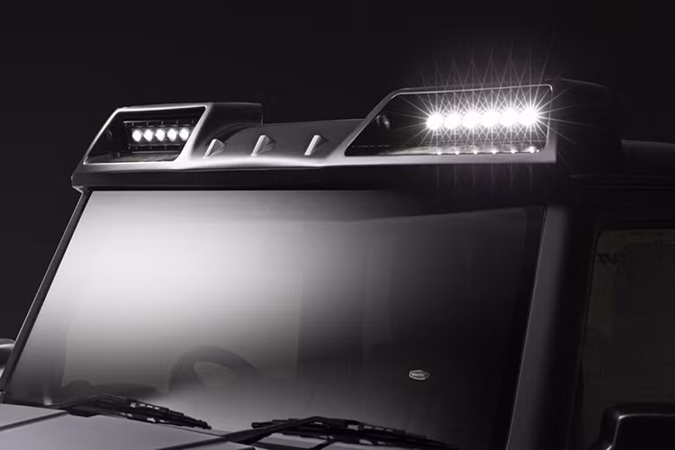 Wald International vốn là hãng độ chuyên trị các dòng xe xa xỉ và cao cấp như Rolls-Royce Cullinan, Mercedes-Benz G-Class, Maserati,...