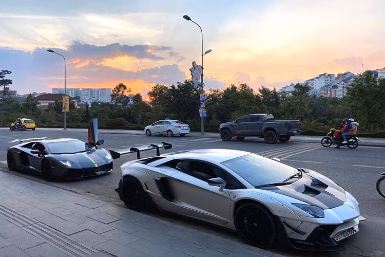 Dai gia Viet cuoi sieu xe Lamborghini Aventador tron dich Covid-19