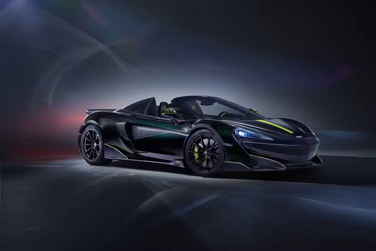Mỗi chiếc siêu xe McLaren 600LT Spider Segestria Borealis sẽ có giá 275.500 USD (khoảng 6,42 tỷ đồng), được hoàn thiện với sơn và nội thất tùy chỉnh lấy cảm hứng từ loài nhện độc Segestria Florentina. Những chiếc xe này hiện đã có mặt ở Mỹ và đang tiếp cận các đại lý tiềm năng.