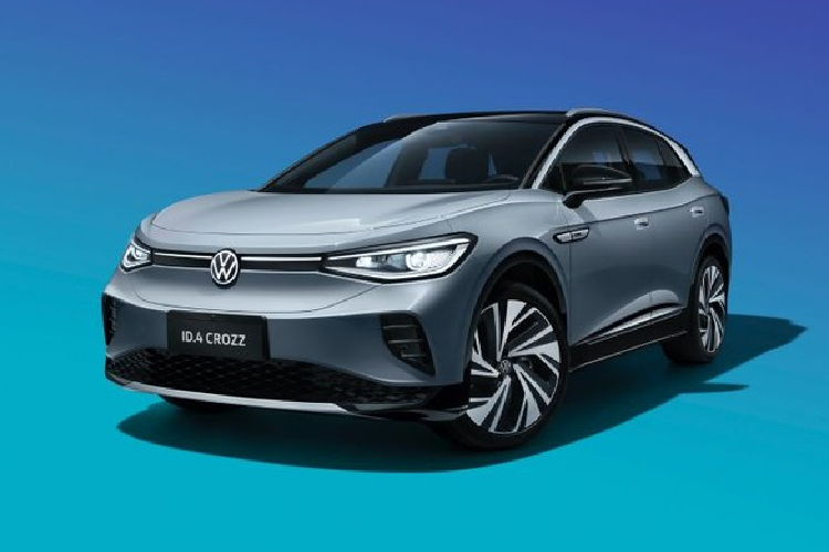 Với mẫu ID.4 người dùng chỉ cần sạc 30 phút ở trạm sạc nhanh 125 kW là xe có thể hoạt động được thêm 320 km.