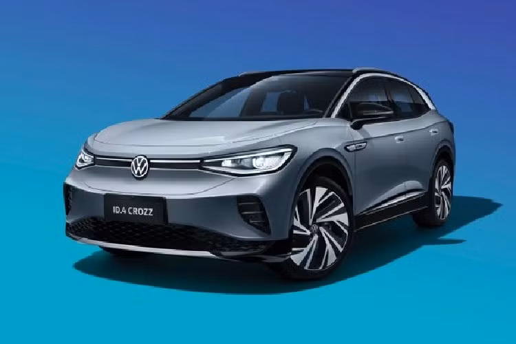 Với mẫu ID.4 người dùng chỉ cần sạc 30 phút ở trạm sạc nhanh 125 kW là xe có thể hoạt động được thêm 320 km.