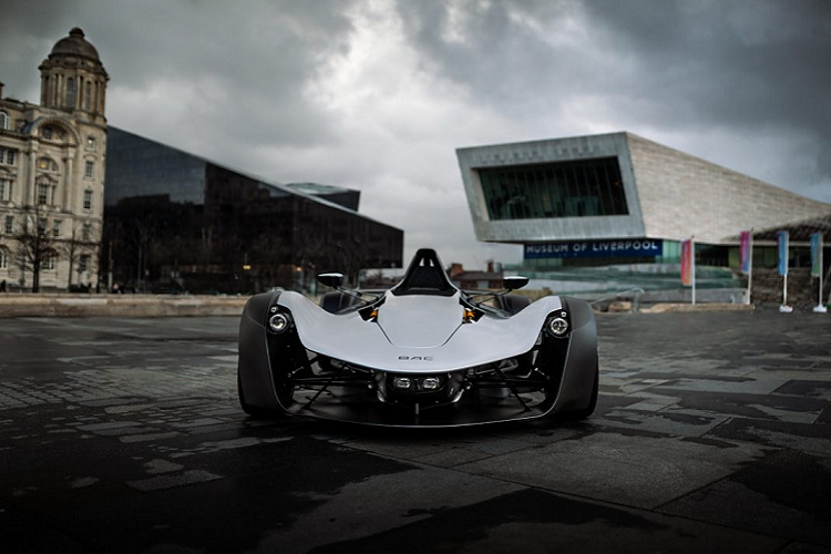 Ở thế hệ mới này, giá xe BAC Mono 2021 sẽ bán ra thị trường ở mức 165.950 Bảng Anh, tương đương khoảng 212.000 USD.