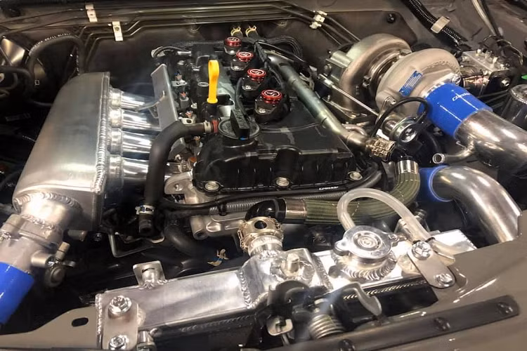 Hãng độ Nhật Bản chưa công bố thông số động cơ cụ thể. Nhưng với việc gắn thêm tăng áp, công suất xe chắc chắn vượt qua mức 100 mã lực từ động cơ 1.5L nguyên bản.